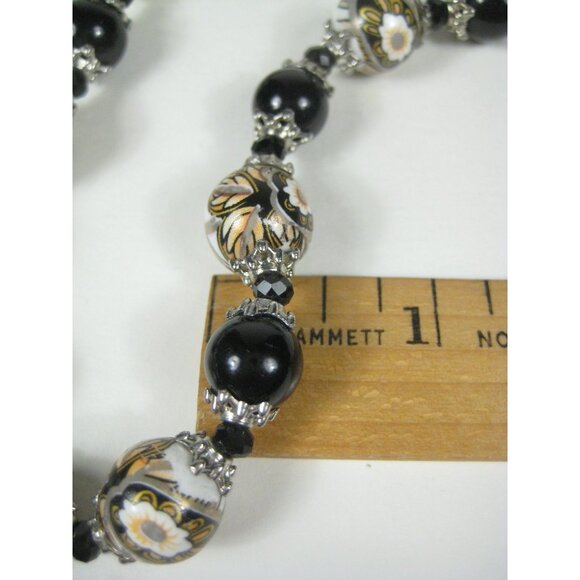 Beaded Necklace Plastic Black Floral Beads 20 Inches Silvertone - Picture 3 of 11